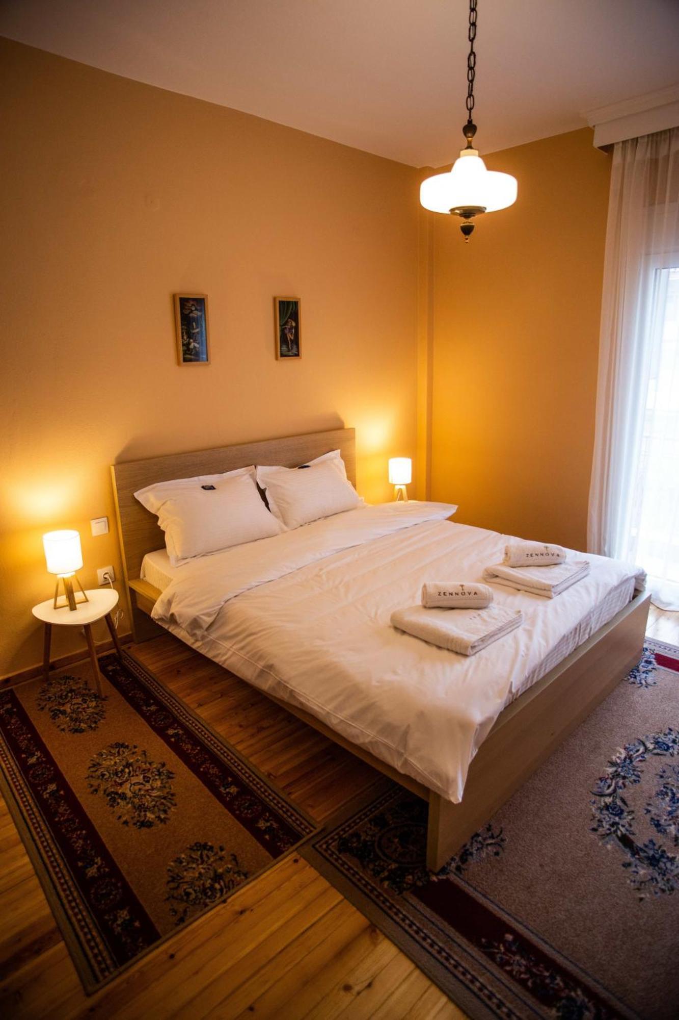 Appartement Zennova #5 Antigonidon Square *